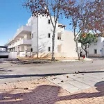 T2 F Oliveira Apartament *